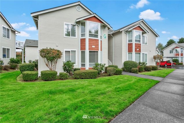 800 96th Avenue NE Unit G101 Lake Stevens, WA Condo Sold - Photo 1 of 19. Opens carousel modal