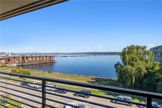 2055 43rd Avenue E Unit 402