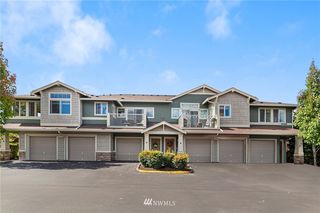 6113 Hazel Loop SE Unit D