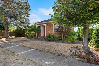 625 N 8th Street