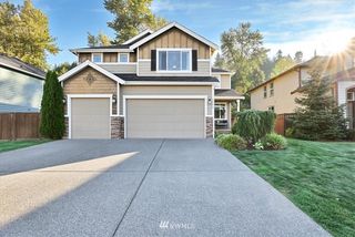 1208 Daffodil Avenue NE