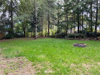 156 Cornwell Court NE