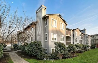 6700 NE 182nd Street Unit A102