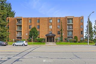 3425 Colby Avenue Unit 303