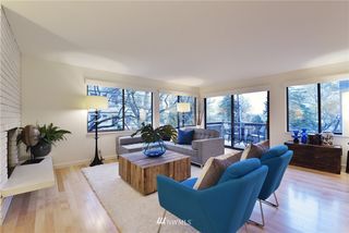 654 W Olympic Place Unit 302