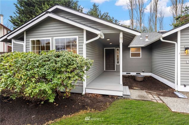 21024 37th Place W Lynnwood, WA House Sold - Photo 1 of 32. Opens carousel modal