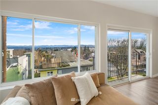 1522 18th Avenue Unit 402