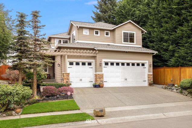 14621 16th Avenue W Lynnwood, WA House Sold - Photo 1 of 38. Opens carousel modal