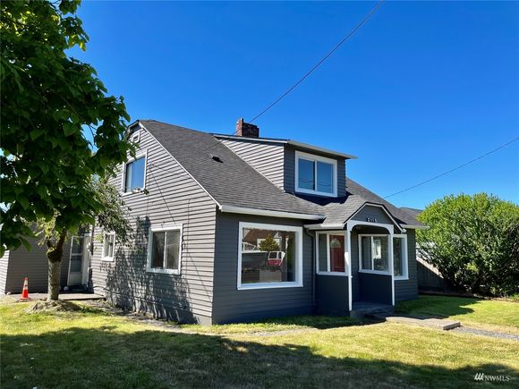 2115 Pacific Avenue Aberdeen, WA House Sold - Photo 1 of 23. Opens carousel modal