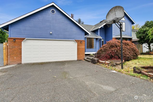 20930 37th Place W Lynnwood, WA House Sold - Photo 1 of 28. Opens carousel modal