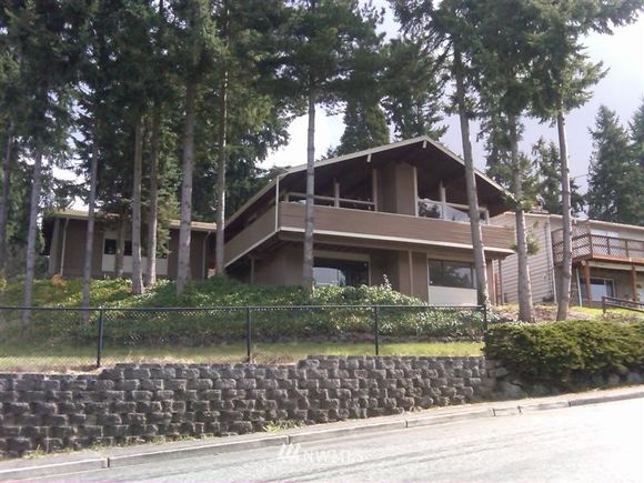 17607 66th Place W Lynnwood, WA House Sold - Photo 1 of 1. Opens carousel modal