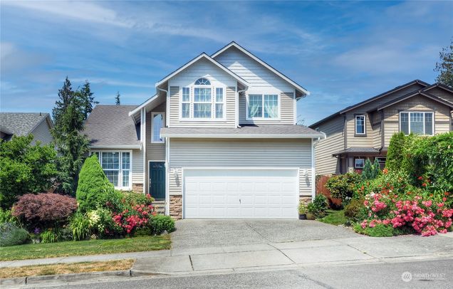 1929 151st Place SW Lynnwood, WA House Sold - Photo 1 of 38. Opens carousel modal