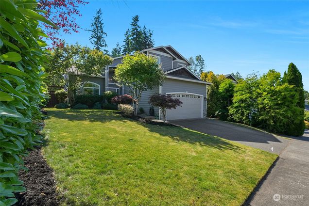 11010 51st Avenue SE Everett, WA House Sold - Photo 1 of 40. Opens carousel modal