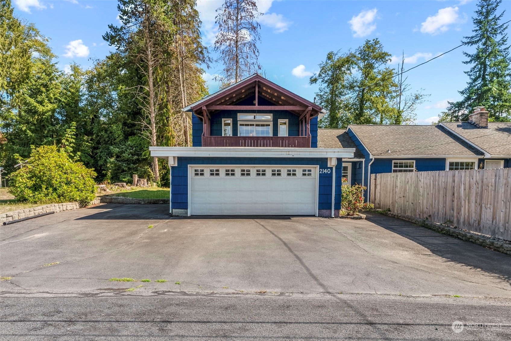 2140 Holcomb Loop Rd  