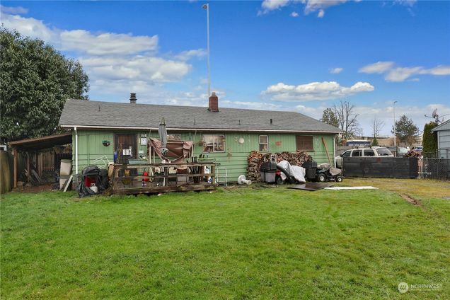 511 W James Street Kent, WA House Sold - Photo 1 of 8. Opens carousel modal