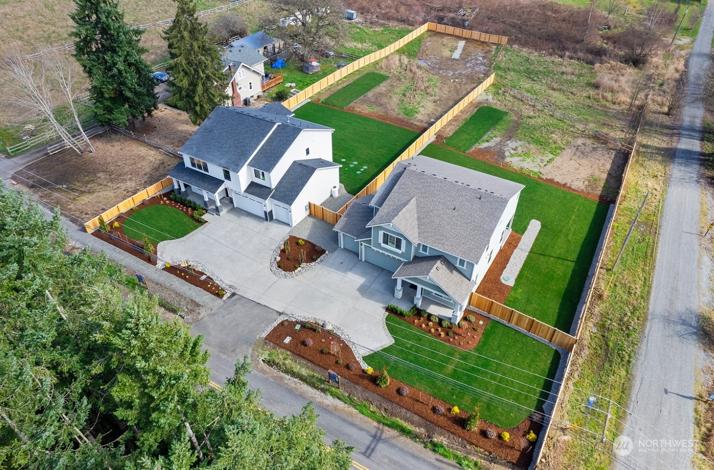 1431 114th Ave E  