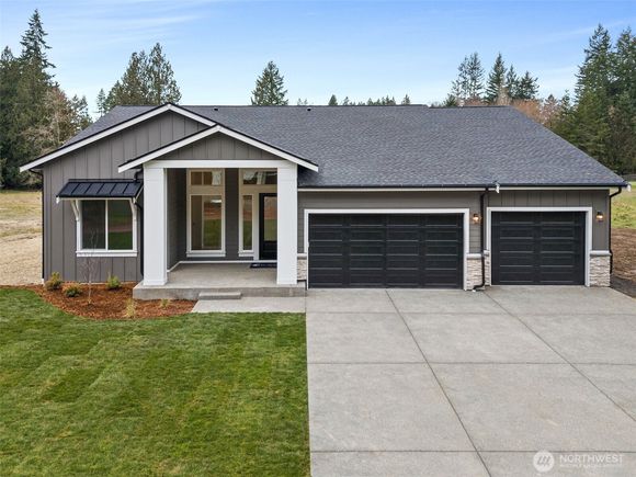 10167 Royal Valley Road NE