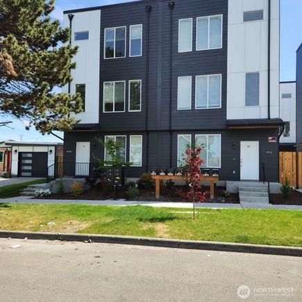 1438 E 31 Street Tacoma, WA Multifamily Active - Photo 1 of 35. Opens carousel modal