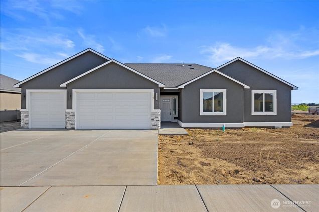 708 N Street NE Quincy, WA House Sold - Photo 1 of 31. Opens carousel modal
