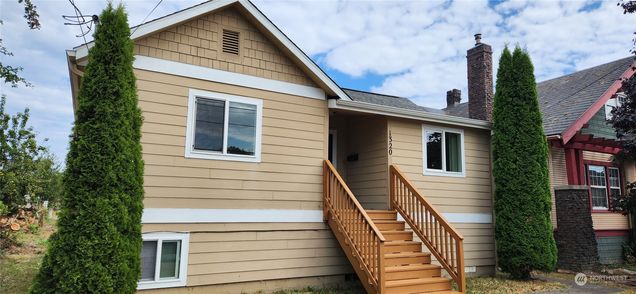 1320 Elizabeth Avenue Bremerton, WA House Sold - Photo 1 of 27. Opens carousel modal