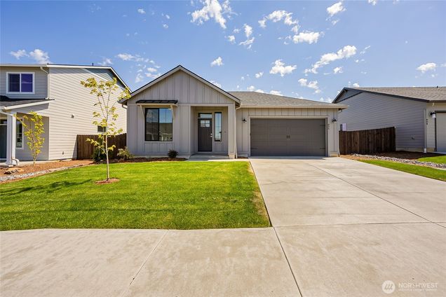 406 Pagget Avenue Winlock, WA House Sold - Photo 1 of 33. Opens carousel modal
