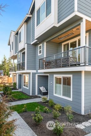 15423 Admiralty Way Unit F3 Lynnwood, WA Townhouse Sold - Photo 1 of 6. Opens carousel modal