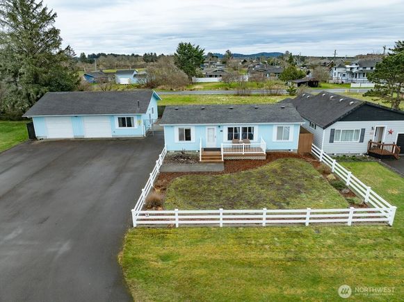 315 4th Street NE Long Beach, WA House Sold - Photo 1 of 35. Opens carousel modal