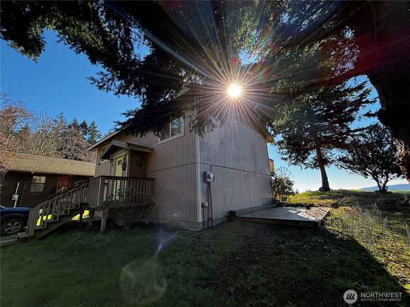18 Whidbey Island Dr. Drive