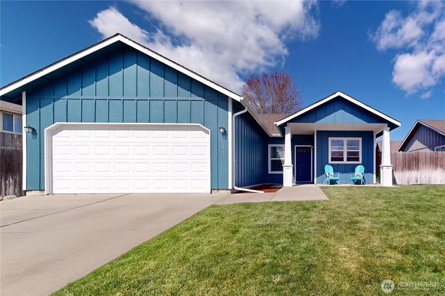 1131 SE Scenic View Dr.