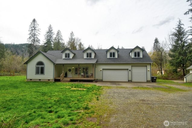 9110 Sherman Valley Road SW