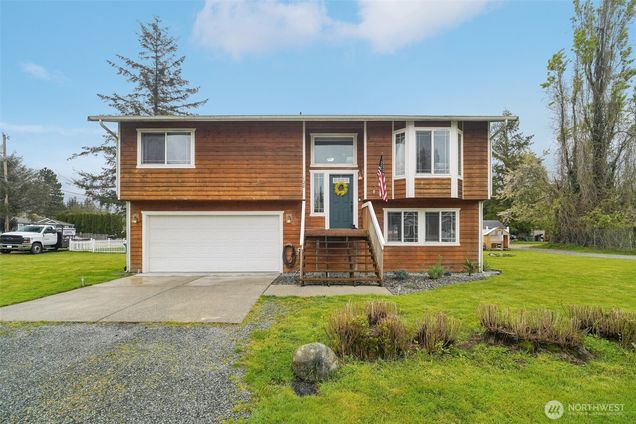 128 3rd Street Gold Bar, WA House Sold - Photo 1 of 35. Opens carousel modal