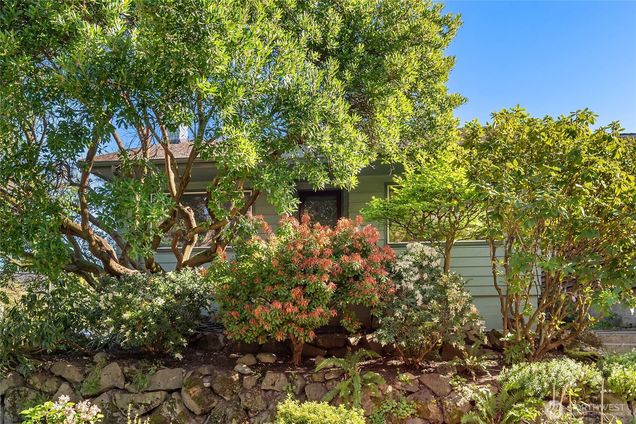 123 Crockett Street Seattle, WA House Sold - Photo 1 of 22. Opens carousel modal