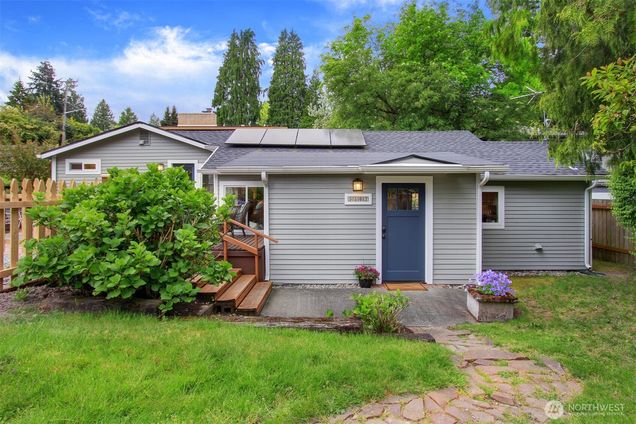 9507 32nd Avenue NE Seattle, WA House Sold - Photo 1 of 22. Opens carousel modal