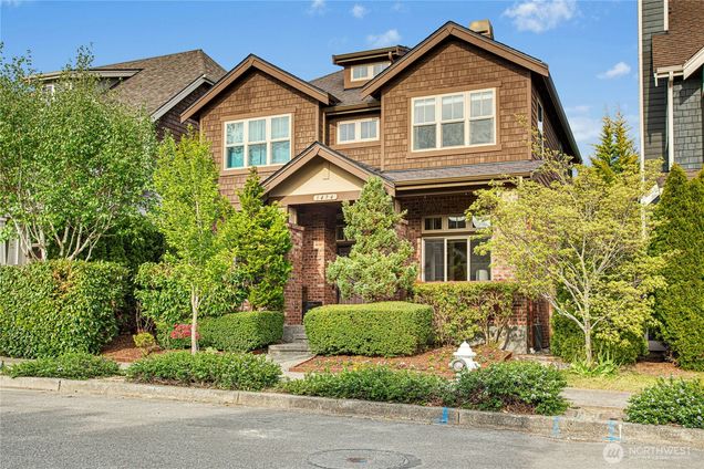 1474 29th Place NE Issaquah, WA House Sold - Photo 1 of 40. Opens carousel modal