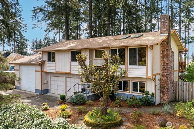 31 E Wysteria Court Shelton, WA House Sold - Photo 1 of 39. Opens carousel modal