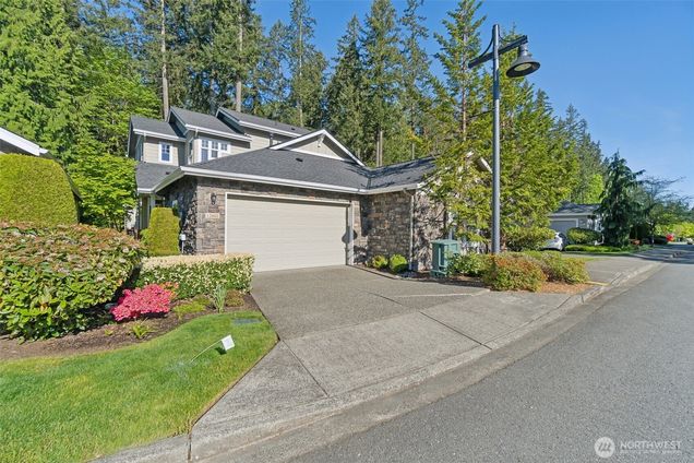 12601 Sunbreak Way NE Redmond, WA Townhouse Sold - Photo 1 of 34. Opens carousel modal