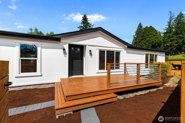 1314 Whitney Avenue Bremerton, WA House Sold - Photo 1 of 32. Opens carousel modal