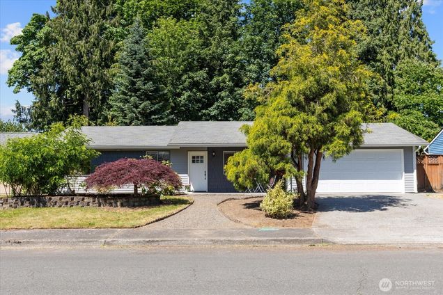 6702 20th Drive NE