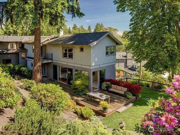 1555 Grand Avenue Seattle, WA House Active - Photo 1 of 26. Opens carousel modal