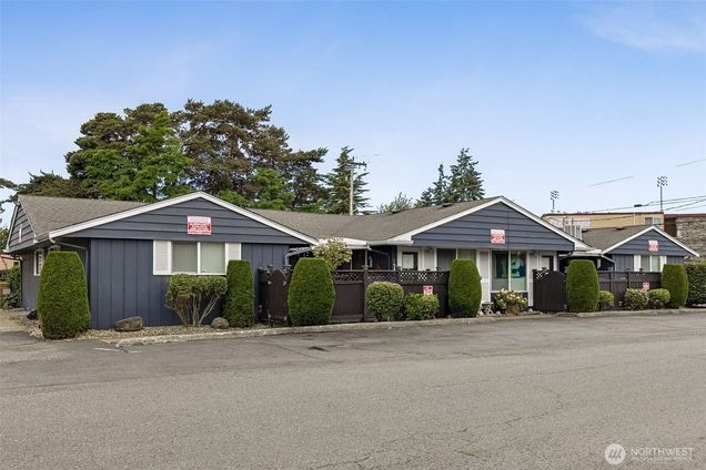 259 S 156th Street Unit 1-4 Burien, WA Multifamily Active - Photo 1 of 25. Opens carousel modal