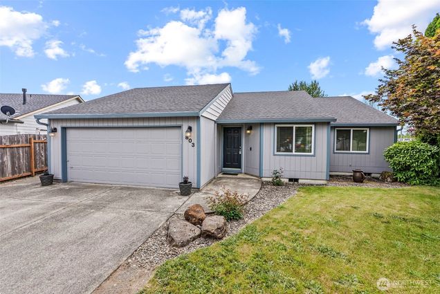 803 NW 17th Circle