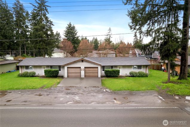 14516 14518 122nd Avenue E Puyallup, WA Multifamily Active - Photo 1 of 17. Opens carousel modal