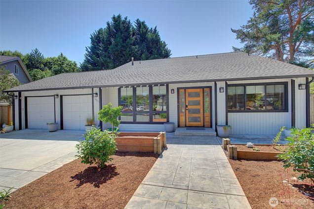 19211 SE 45th Court