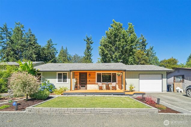 1202 Eleanor Court