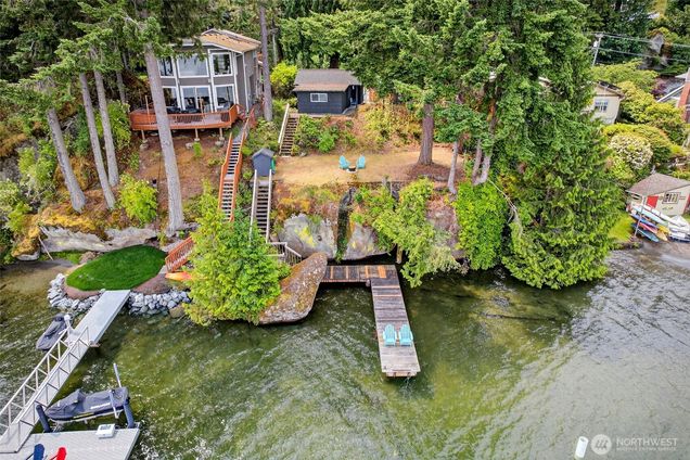 2562 Lake Whatcom Boulevard