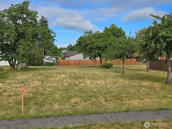 116 Pennsylvania Avenue N Eatonville, WA Plot of land Active - Photo 1 of 2. Opens carousel modal
