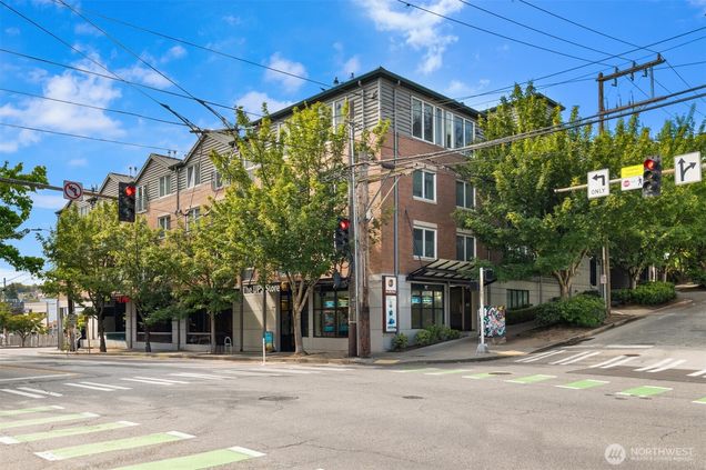 701 1st Avenue N Unit 410