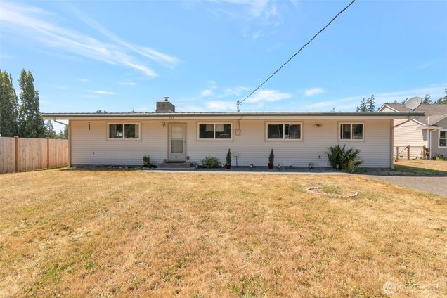 967 Donald Avenue
