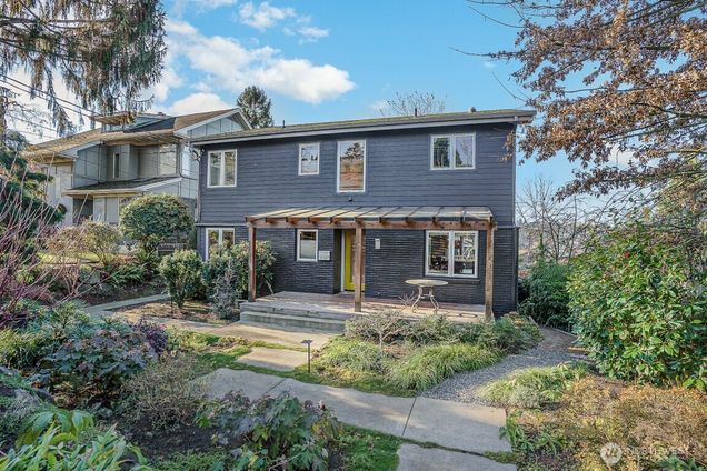 3047 12th Avenue W Seattle, WA House Active - Photo 1 of 22. Opens carousel modal