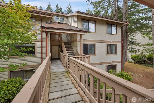 17425 119th Lane SE Unit D22 Renton, WA Condo Active - Photo 1 of 18. Opens carousel modal